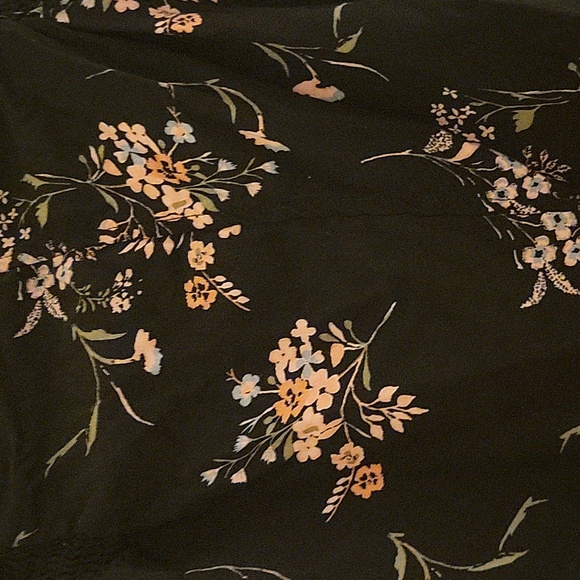 Truth + Theory Fun Shorts - Picture 2 of 4